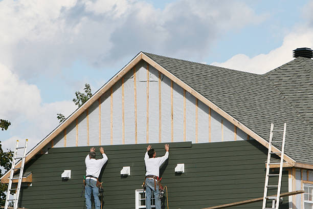 Professional Siding Installation technician working in Candor, NC